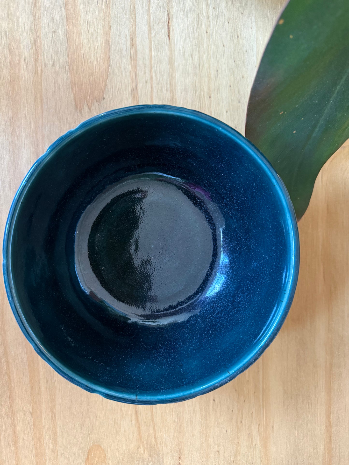 Teal leaf bowl